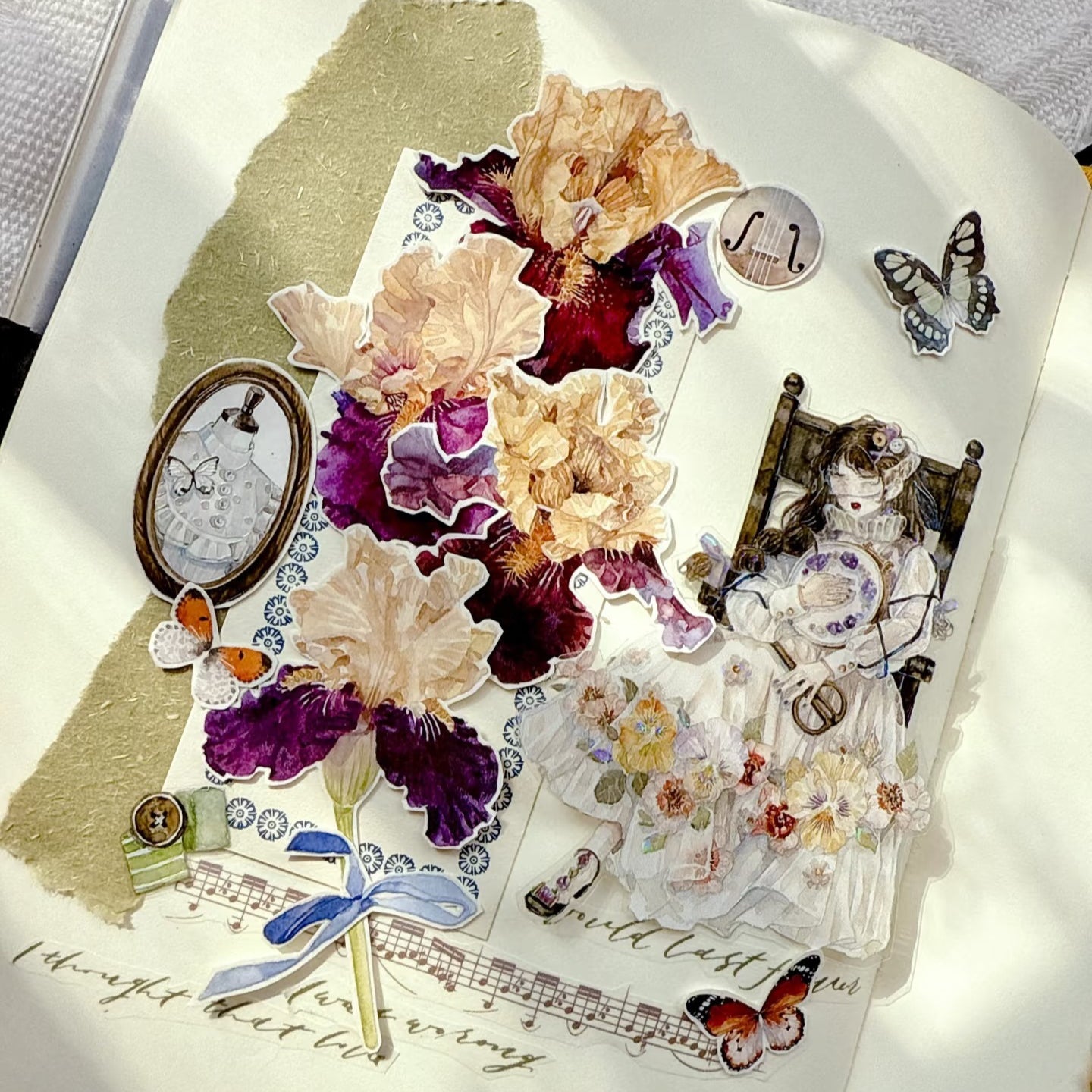 Iris Blooms PET Tape Iris Flower PET Tape 🌸 – Cute Floral Decorative Tape for Journaling, Scrapbooking & DIY Crafts