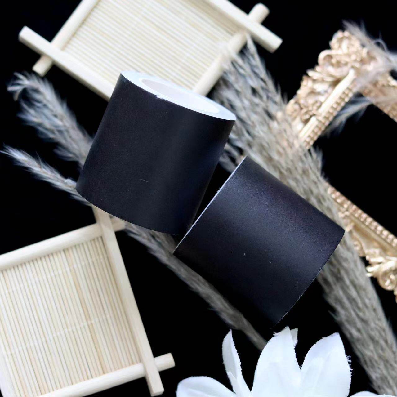 Weißes Basisklebeband mit Trennpapier