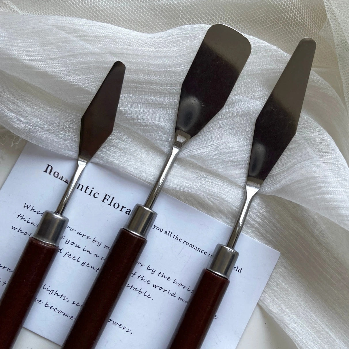 Palette knife set with scraper-style craft tools