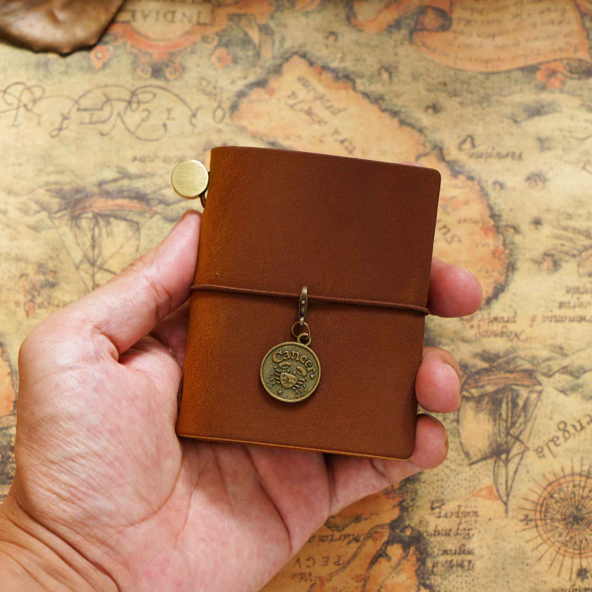 Traveler Mini Diary & Daily Planner, Mini Refillable Journal - Shroomi